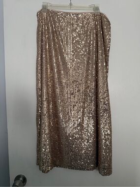 Sequin Midi Skirt in Champagne